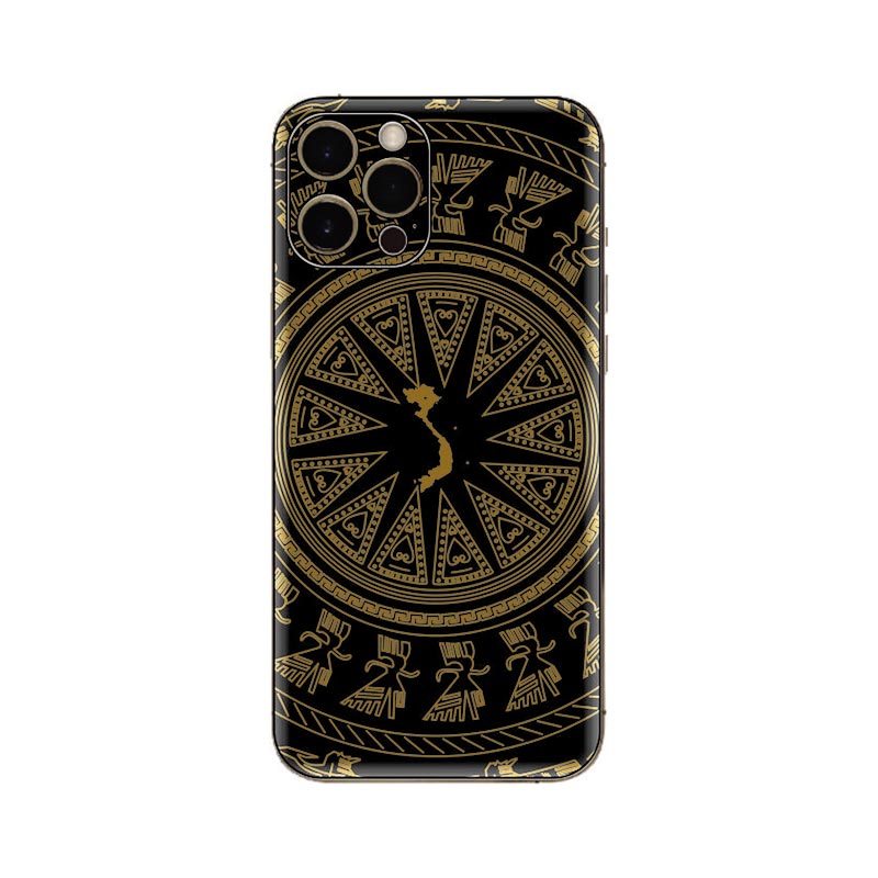Dán skin 3m trống đồng cho Iphone cắt full viền