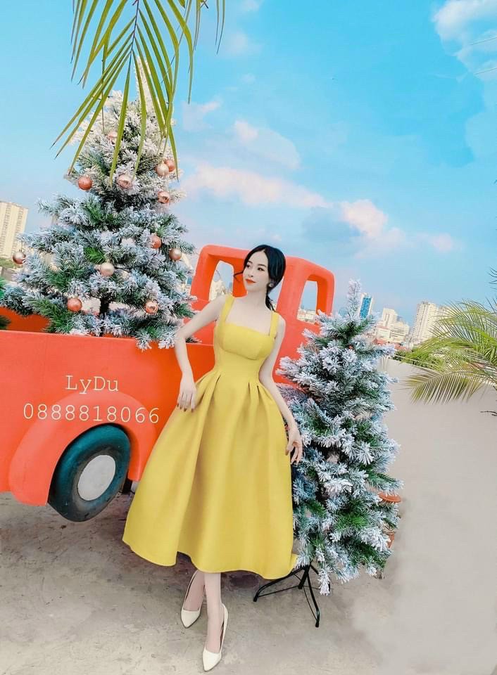 Đầm xoè 2 dây - chất liệu tappa có mút - thiết kế phông trơn đơn giản , nhẹ nhàng , xinh xắn