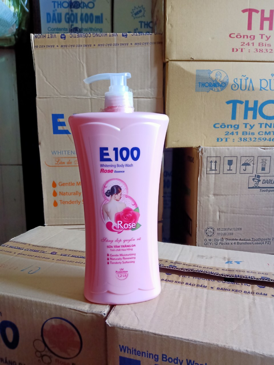 Sữa Tắm E100 chai 1.2L