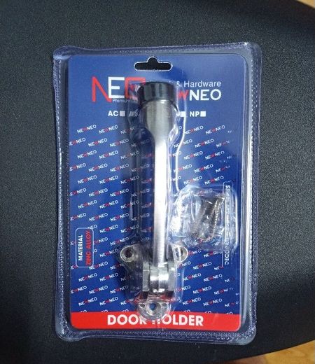 CHẶN MÓNG NGỰA, CHÂN CHÓ GIỮA CỬA NEO