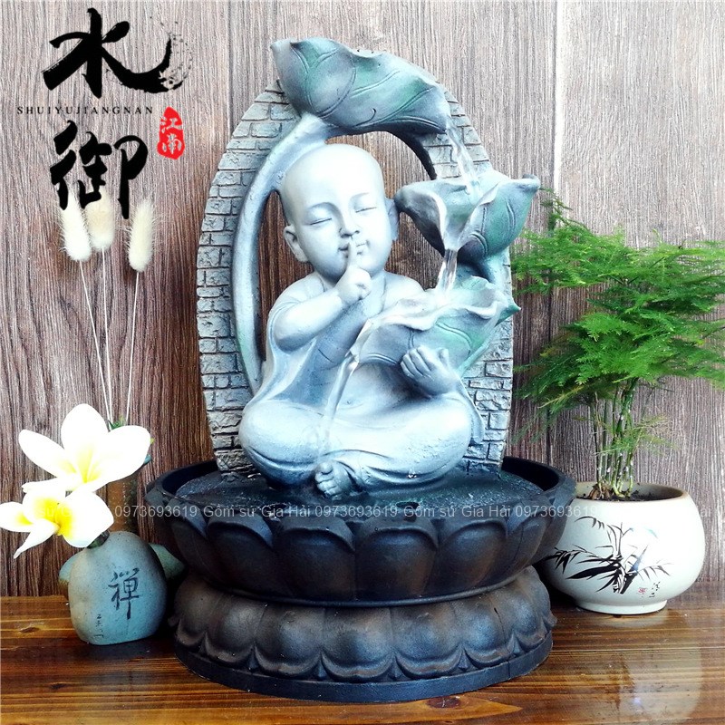 Thác nước phong thuỷ chú tiểu