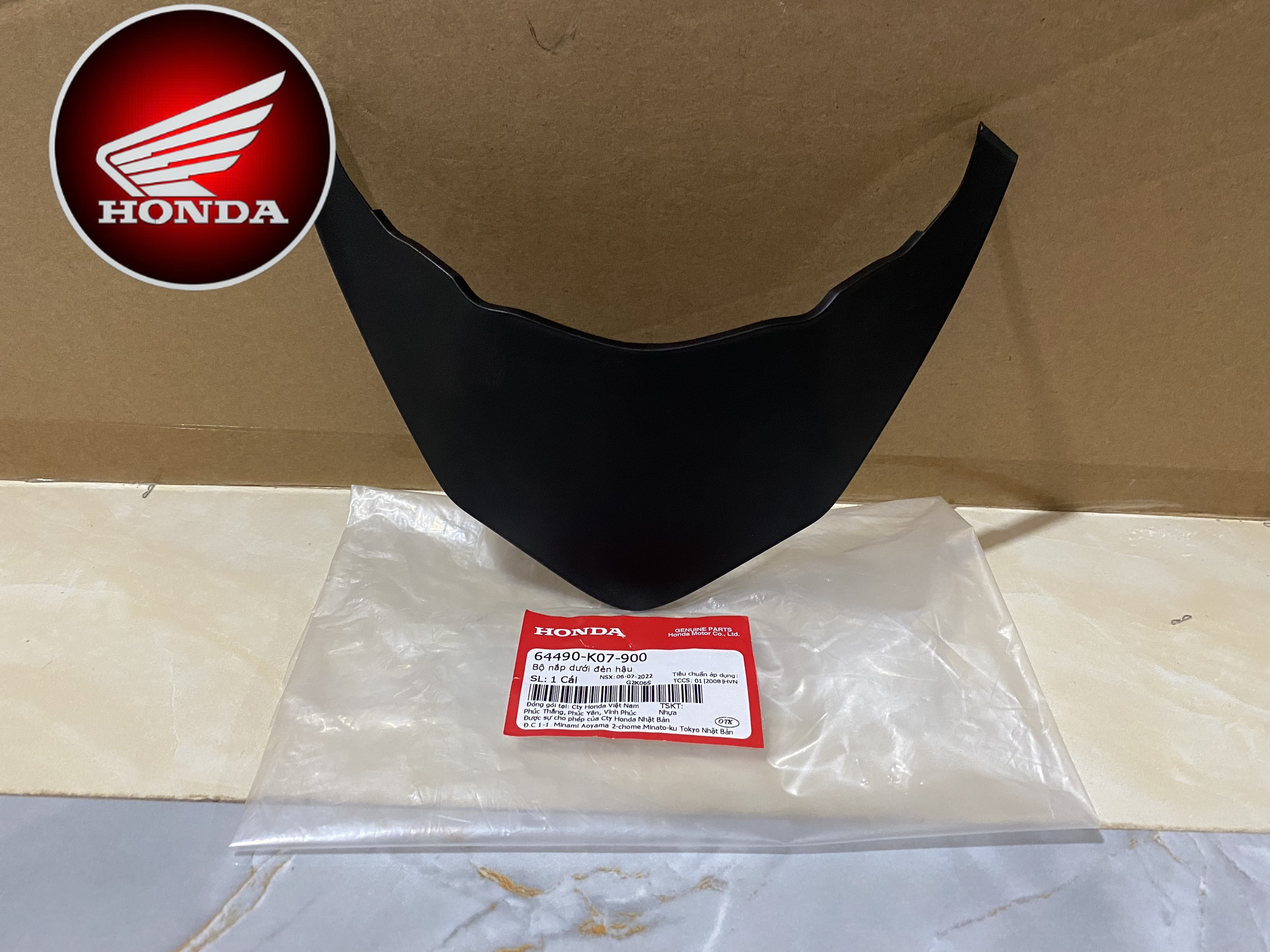 Nắp dưới đèn hậu Wave rsx 110 2012 2013 ( 64490K07900)