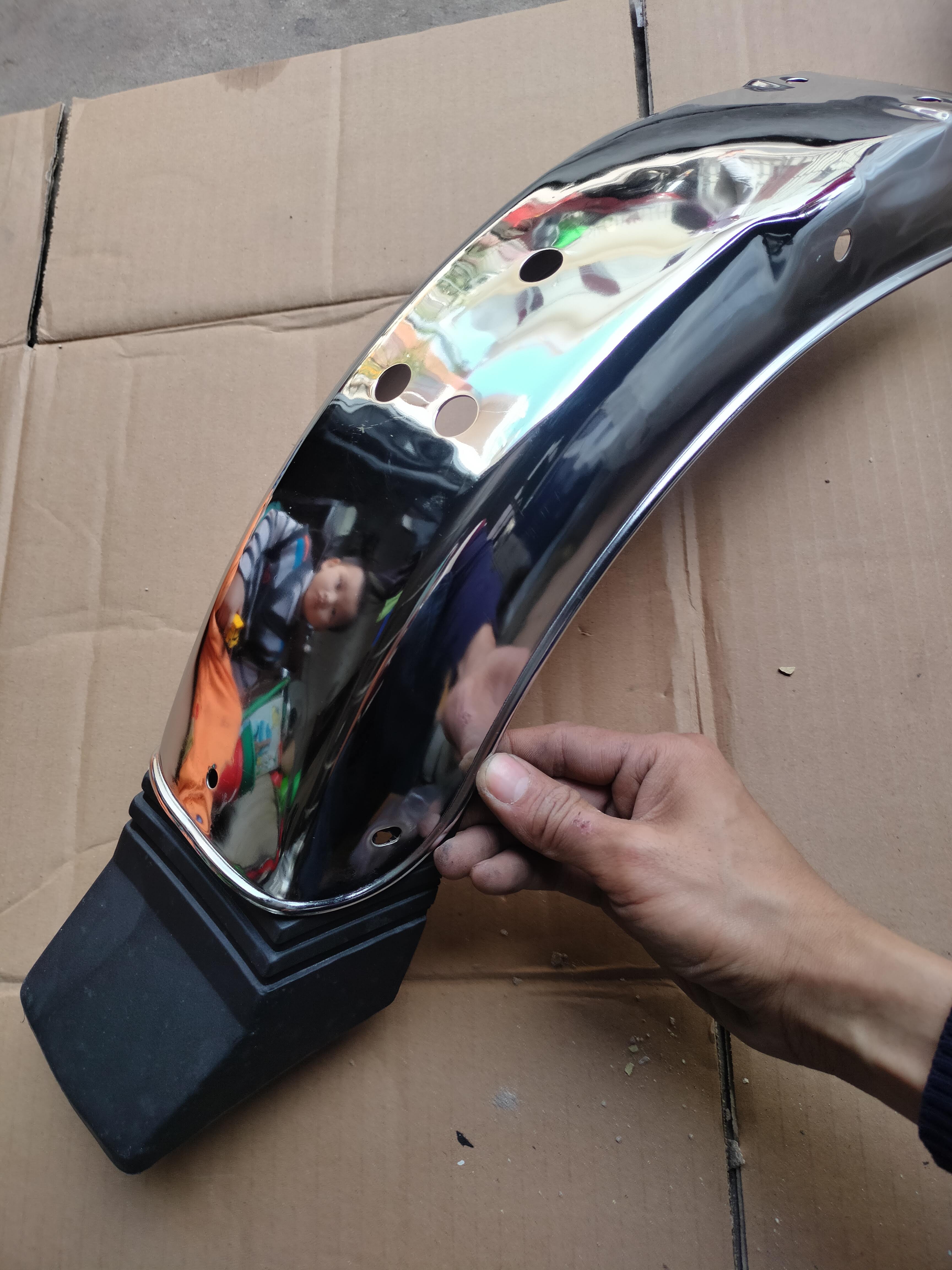 dè chắn bùn sau xe honda win ( inox )