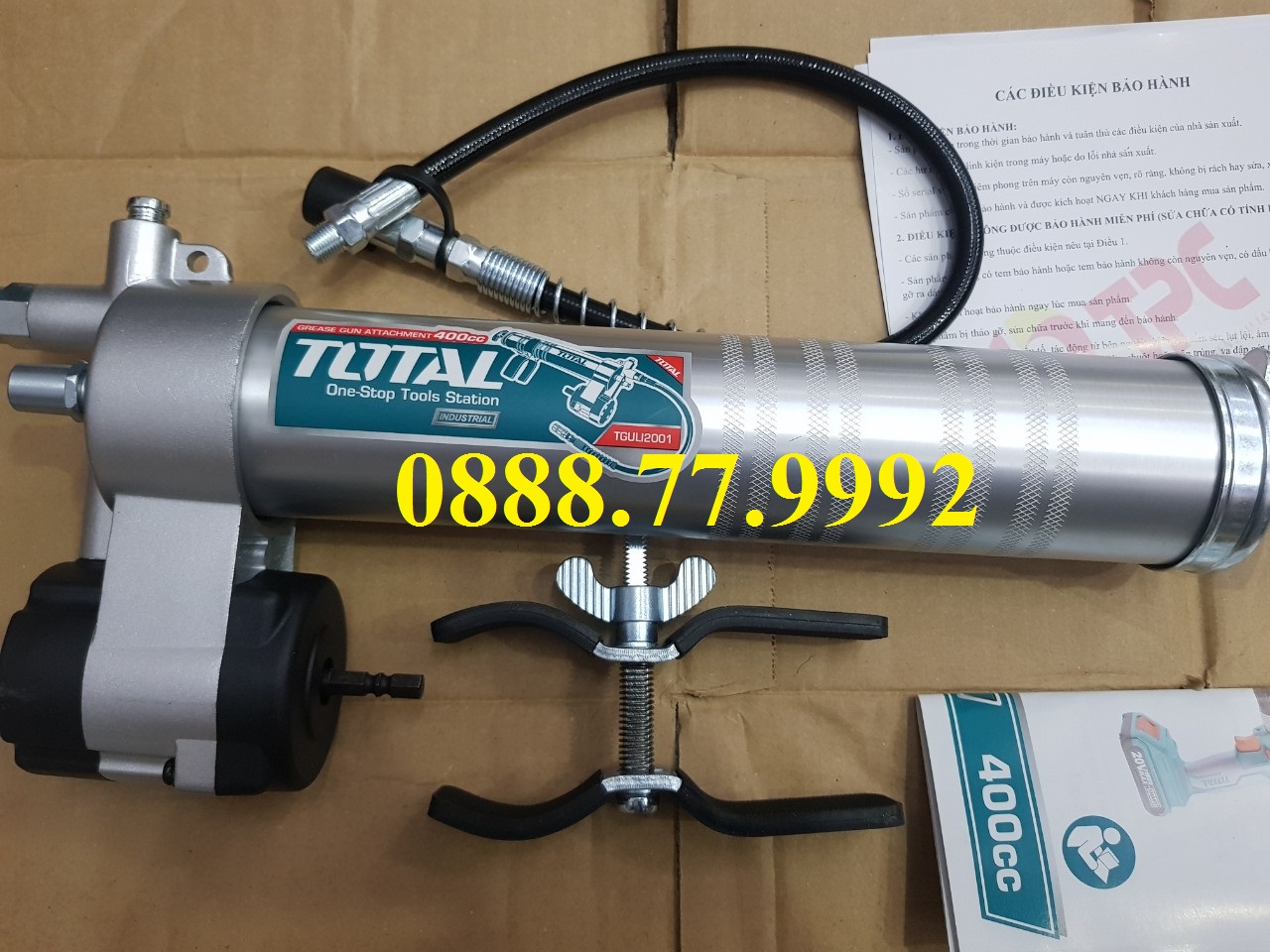 Súng bơm mỡ có giá đỡ total tguli2001