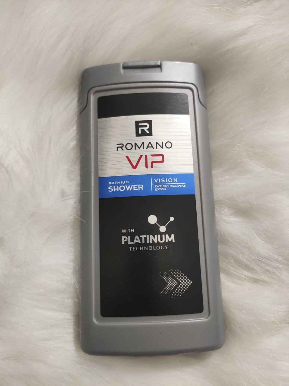 Dầu gội/Sữa tắm cao cấp Romano Vip Vision/Passion 150g