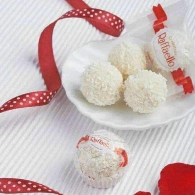 Socola dừa Raffaello Ý hộp 230gr