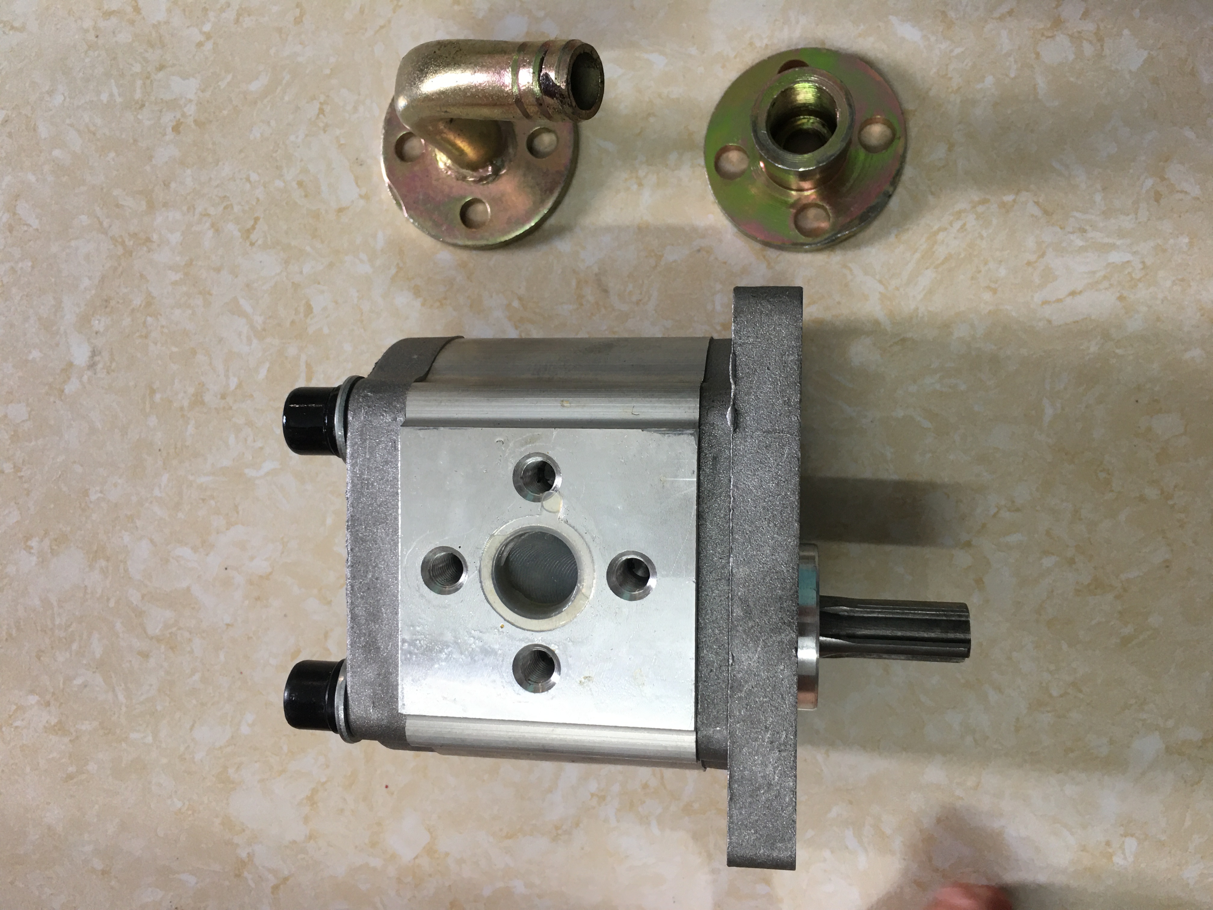 Bơm thủy lực dành cho ben và trợ lái, bơm E316