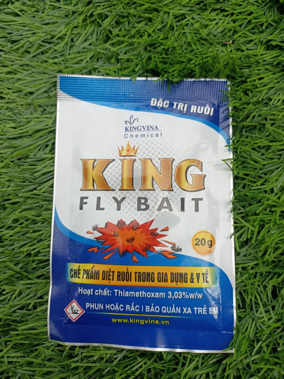 Bột phun hoặc rắc diệt ruồi King Fly Bait 20gr