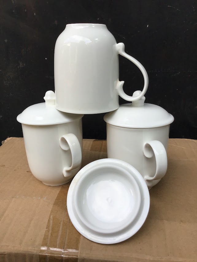 Combo 3 ly sứ cao cấp có nắp 350ml