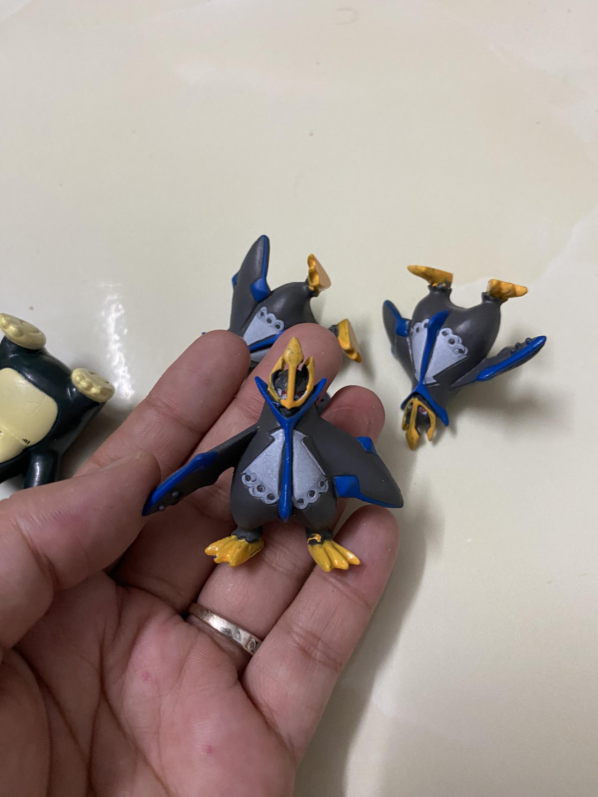 (ĐƯỢC CHỌN) MÔ HÌNH POKEMON MÀU ĐEN 5CM