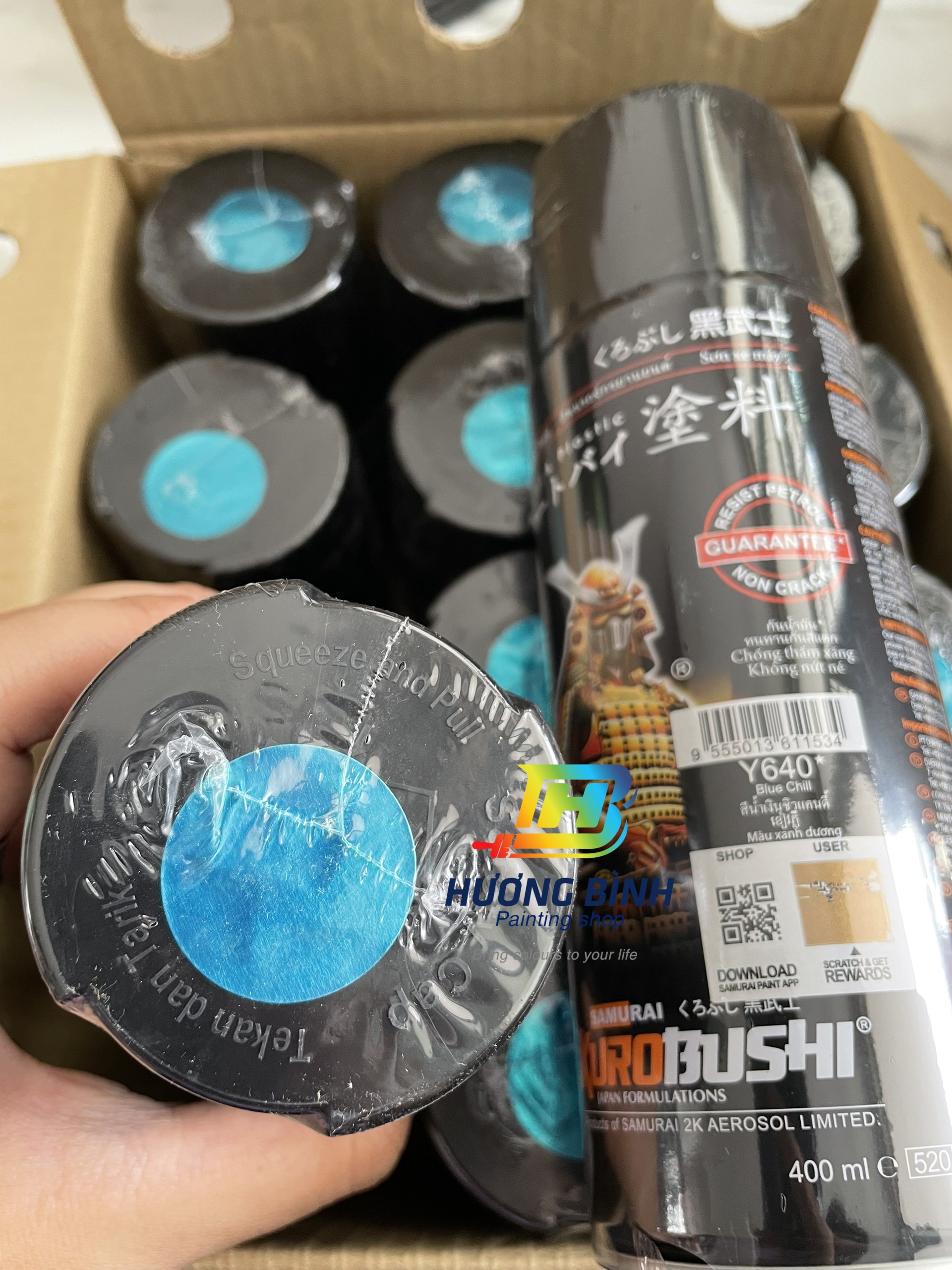 Sơn xịt Samurai màu Xanh Dương - Y640 (cần sơn trên nền màu Bạc) (400ml)