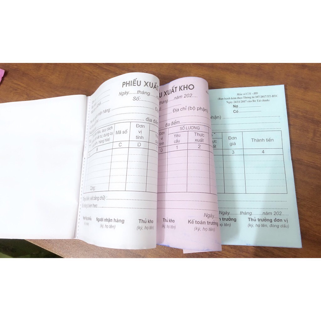 10 CUỐN Phiếu Xuất kho - Nhập kho A5 - Phiếu 2 liên (100 tờ), 3 liên (150 tờ)