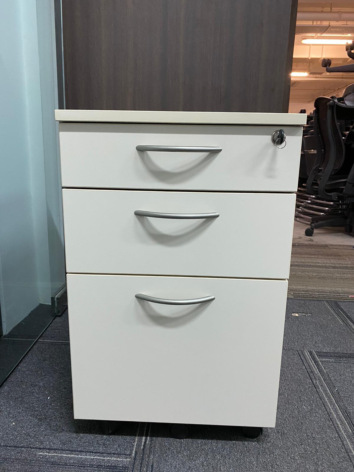 Newstar Mobile Lock Pedestal Office Furniture Newstar Mobile Lock Pedestal Office