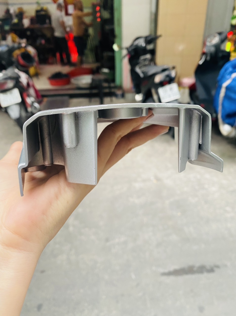 NẮP MANG CÁ XE DREAM