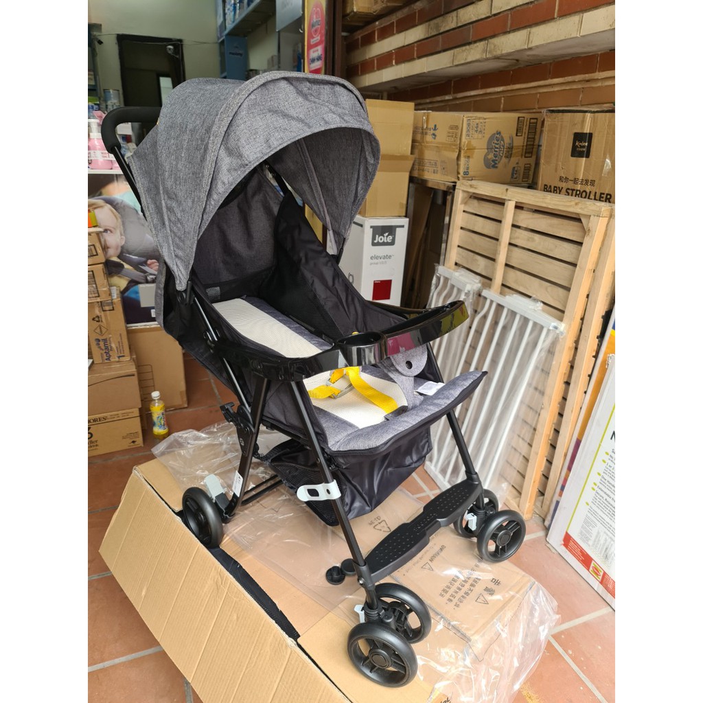 Xe đẩy trẻ em Seebaby QQ3