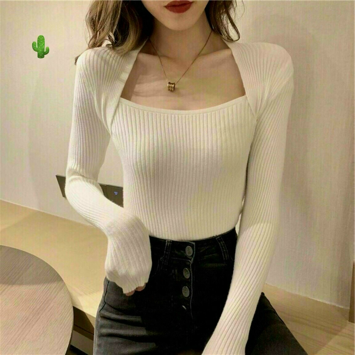 Áo Thun Gân Tay Dài Cổ Kiểu