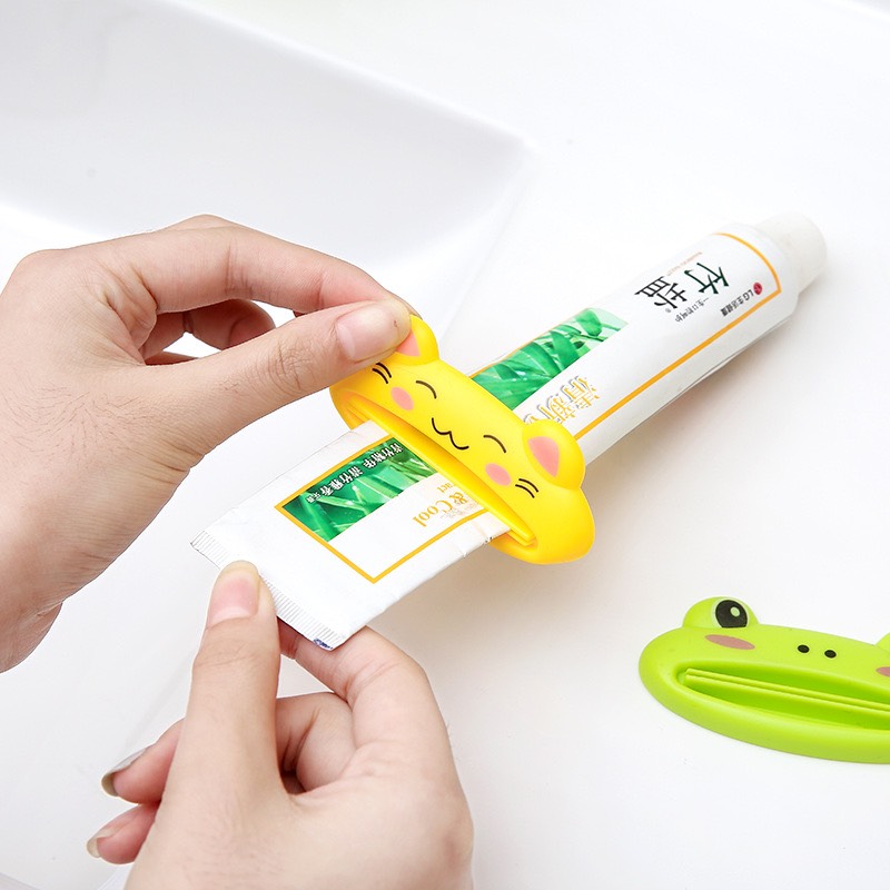 Dụng Cụ Vuốt Sạch Kem Đánh Răng C40 Mặt Thú Đáng Yêu TTNTC40
