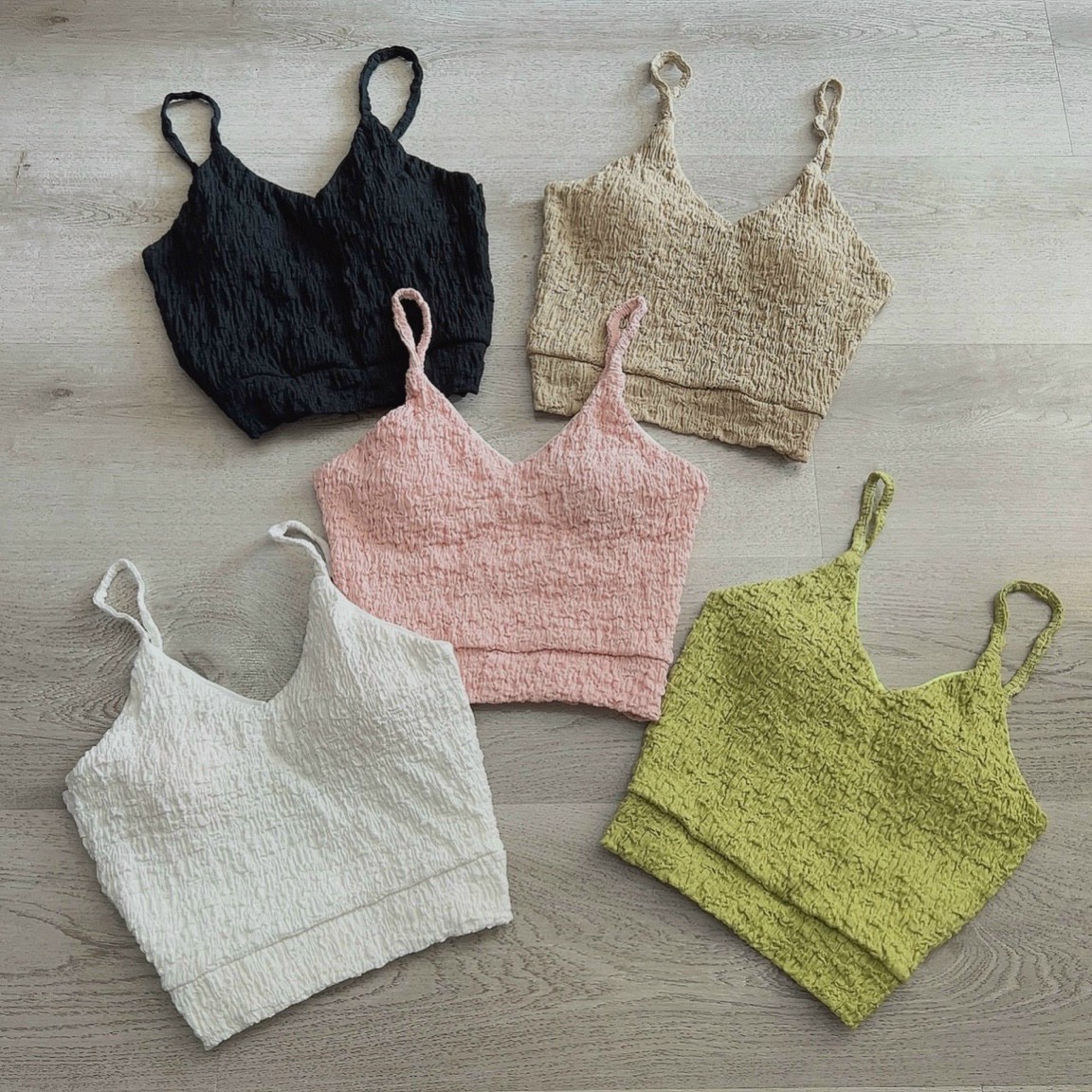 ÁO 2 dây croptop chất vải xốp co giãn (size từ 40 -53kg)