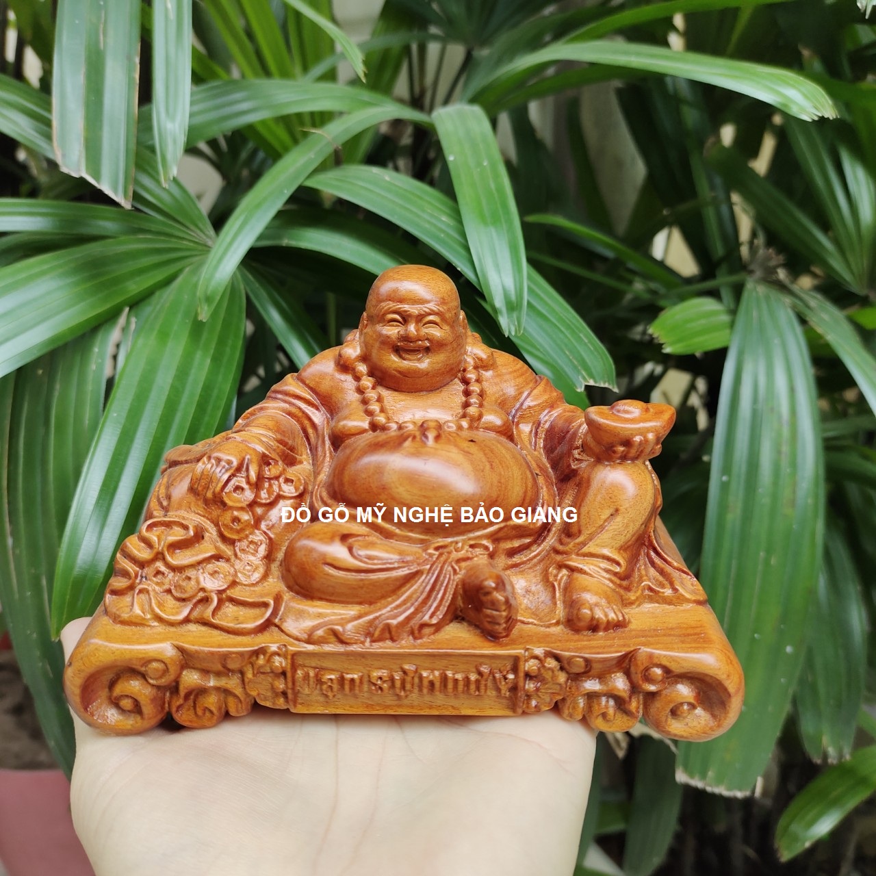Tượng phật di lặc gỗ hương