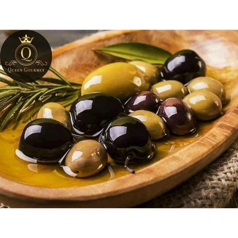 La Masia Green/Black Olives, Pitted