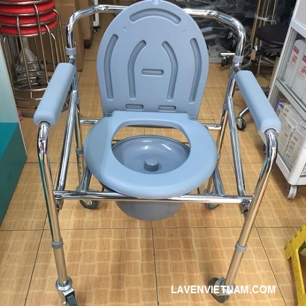 Ghế bô vệ sinh có bánh xe