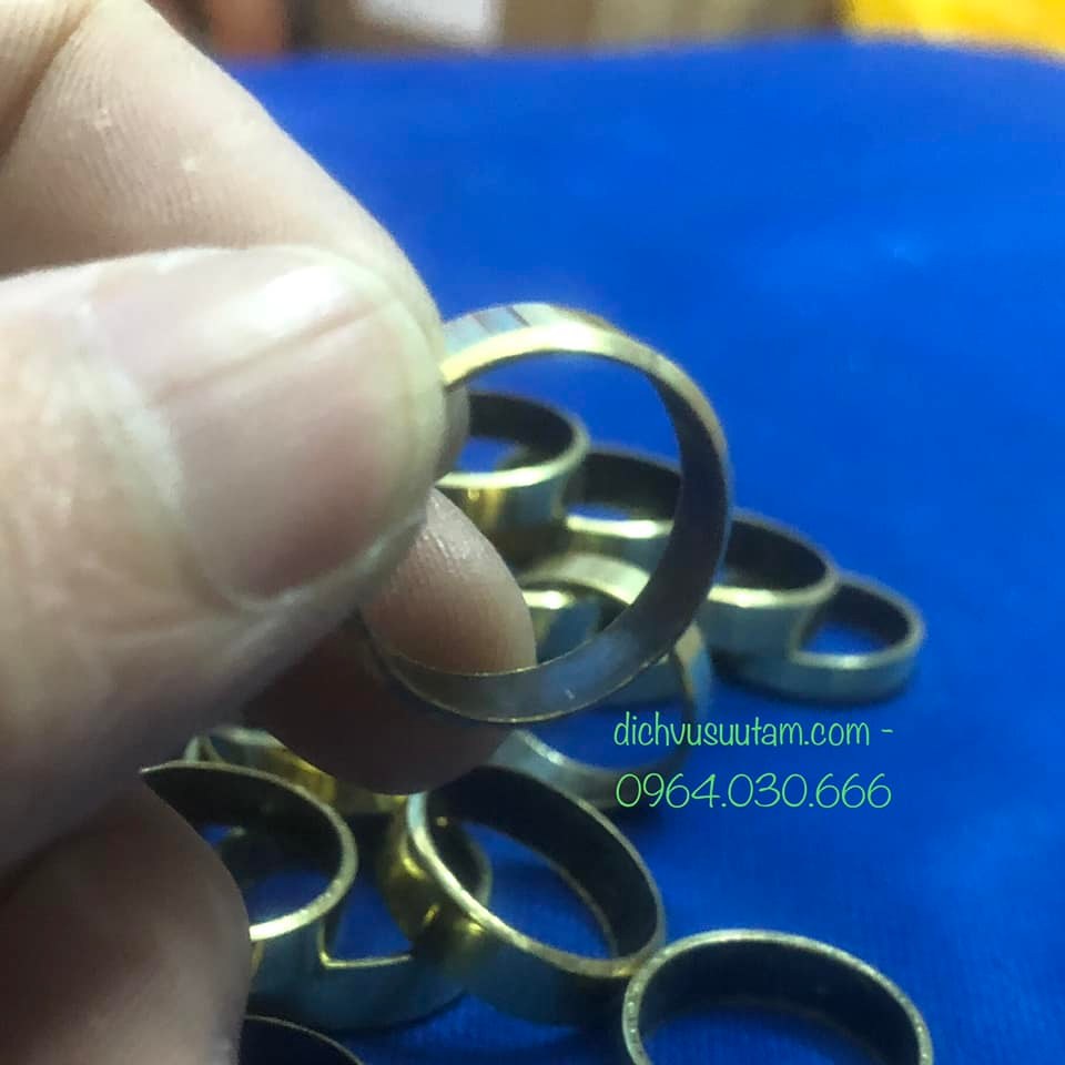 Nhẫn chế tác bằng vỏ đan 12ly7