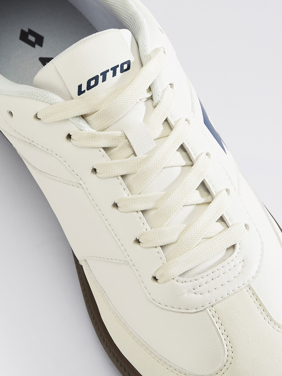 Lotto%20Mavin%20Court%20White%20-%20Blue%C2%A0%20Sneakers%20For%20Men%20-%20Image%204