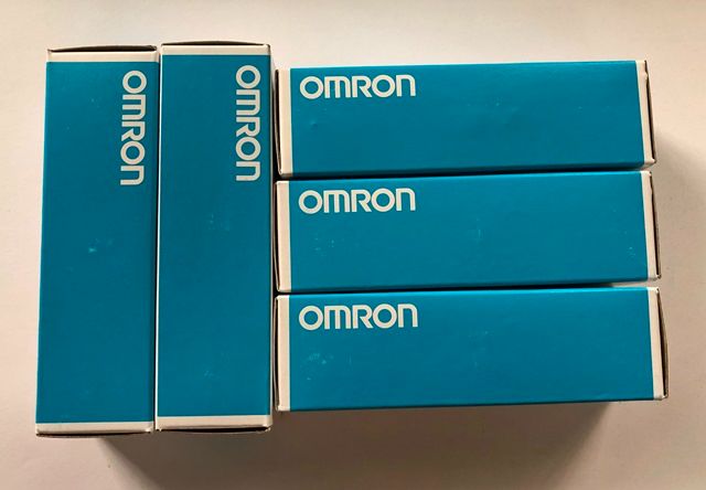Bộ giữ điện cực Omron BS-1