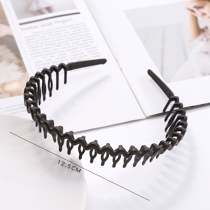 Băng đô thiết kế răng đơn giản tiện lợi cho nam tập thể thao bóng đá