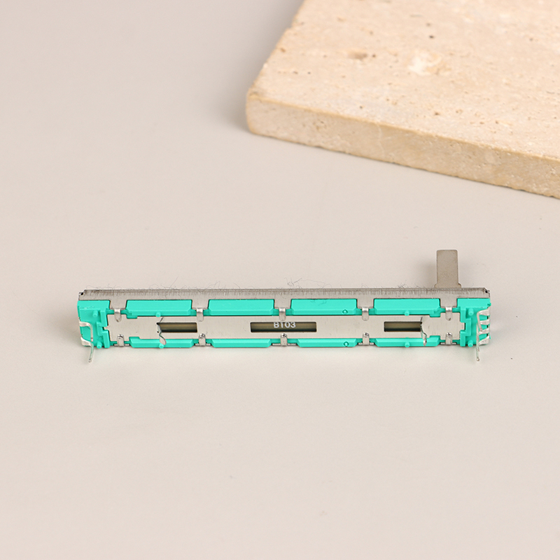 Doppio Canale 75mm Potenziometro A Scorrimento B10K 75mm - 5 Pezzi, Doppio Canale, Per Mixer Audio E Fader Potenziometro Lineare 75mm - Foto 11