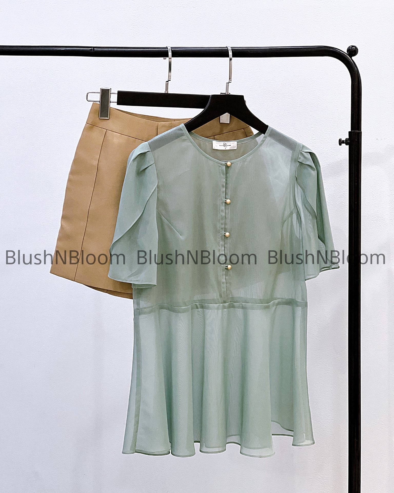Áo Indigo Top BlushNBloom