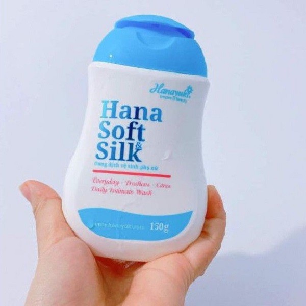 dung dịch vệ sinh hana mẫu xanh