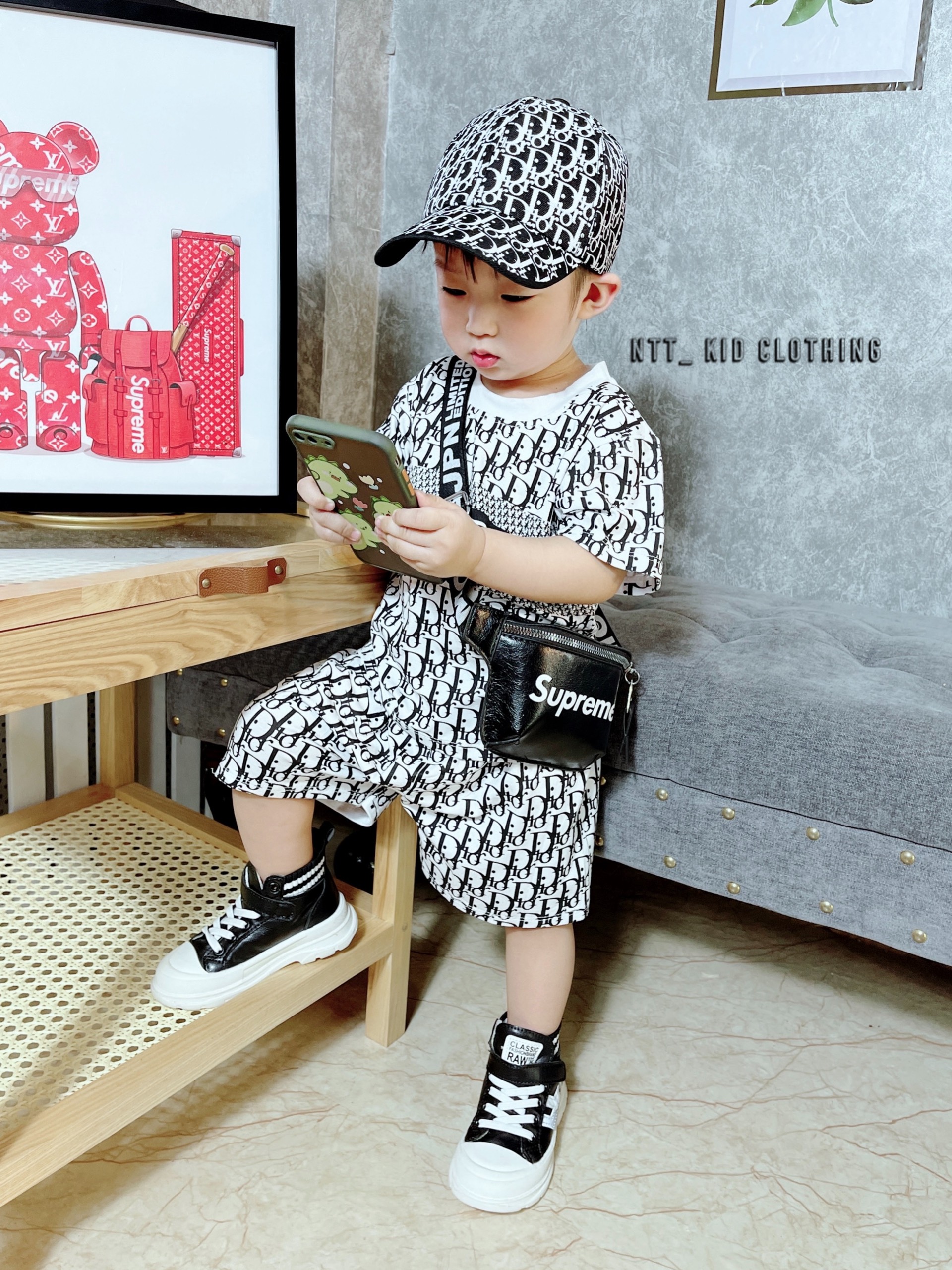 SÉT DIOR 3 CHI TIẾT COTTON KÈM MŨ BÉ DIỆN HÈ CỰC CHẤT