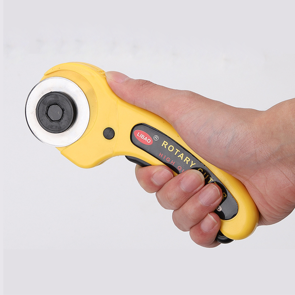 %E3%80%90Prime%20deal%E3%80%91%20Random%20Color%201%2045mm%20Rotary%20Cutter%20Leather%20Fabric%20Cutting%20Leathercraft%20Tool%20Handle%20Rolling%20Cutter%20with%20Safety%20Lock%20for%20Quilting%20Sewing%20Crafting%20-%20Image%207