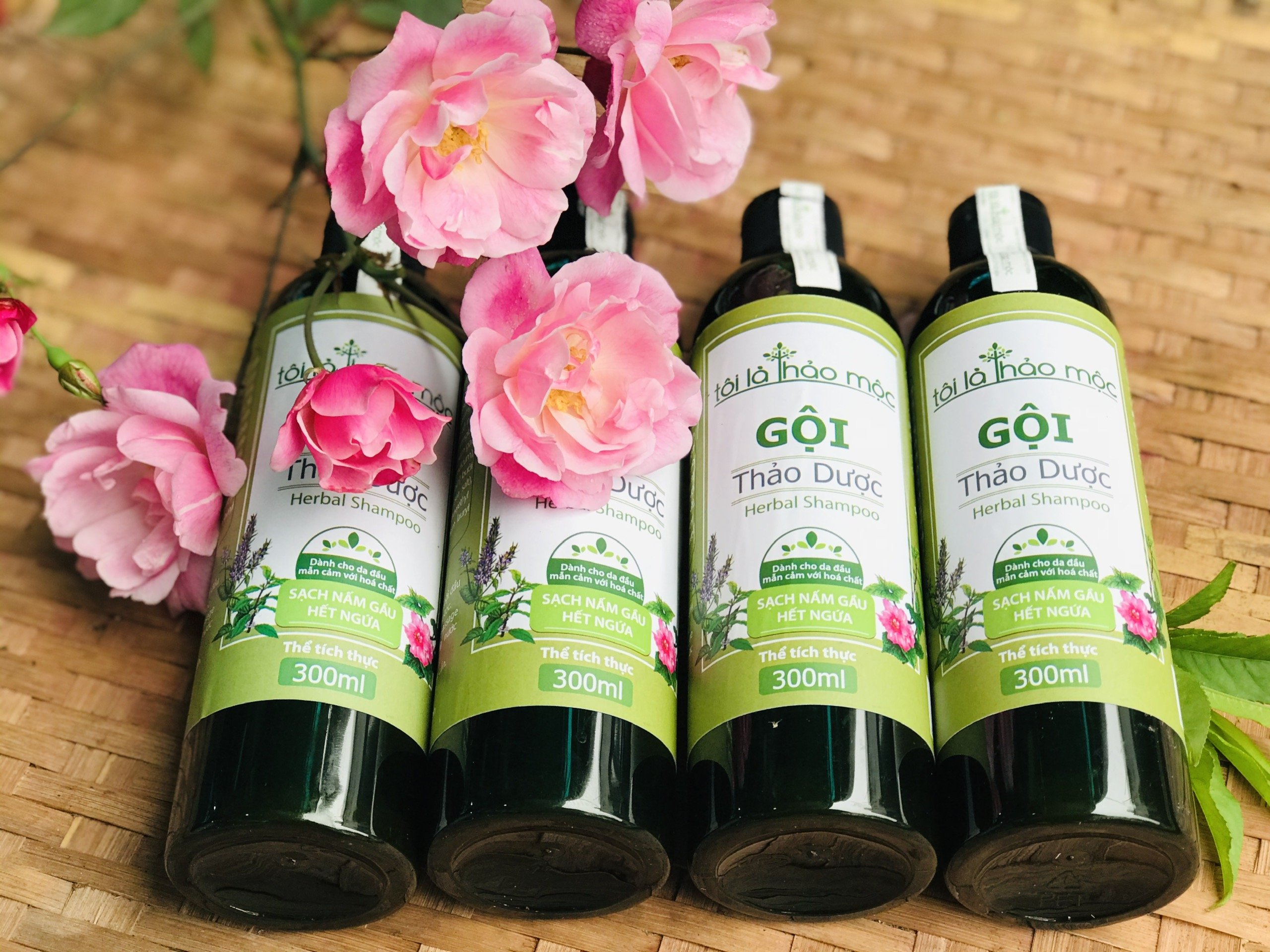 Dầu gội thảo dược Tôi là thảo mộc
