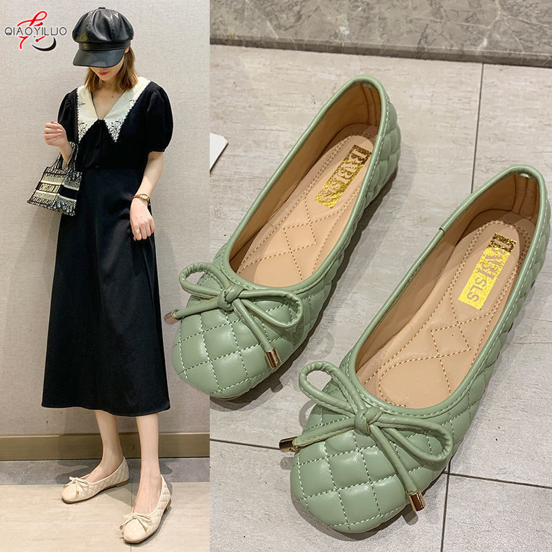 QiaoYiLuo New peas shoes female Korean style flat bottom shallow mouth net red fairy style casual pedal tide shoes