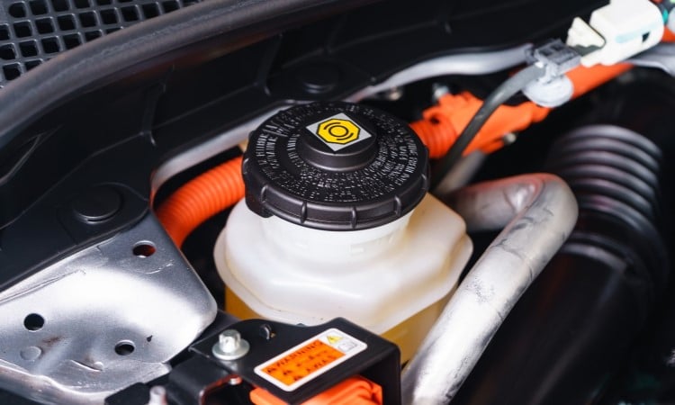 Dầu thắng DOT 4 Liqui Moly Brake Fluid 500ml 3093