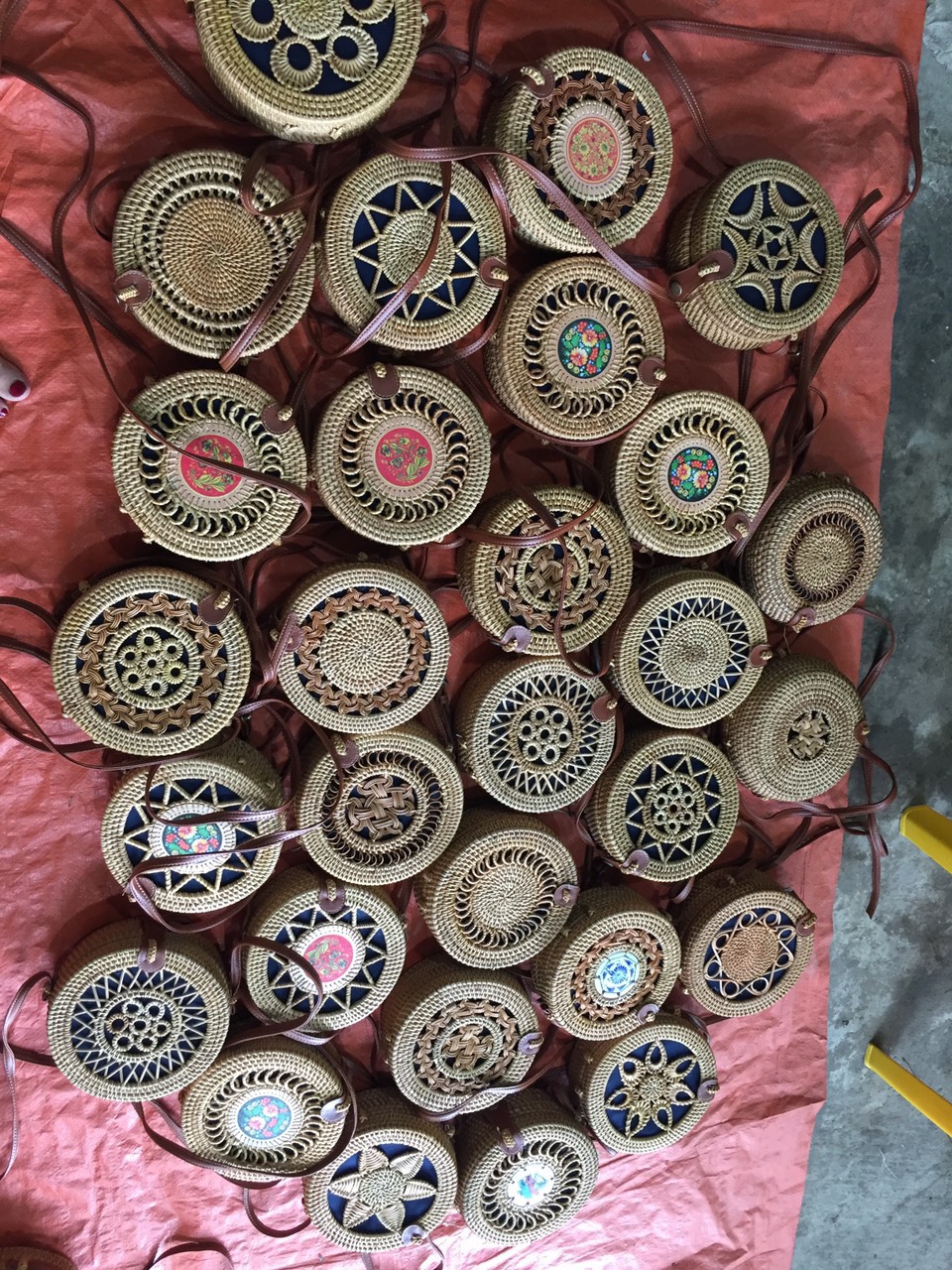 Túi đeo chéo guột, Túi mỹ nghệ Handmade