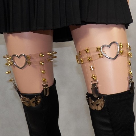 【Too much love!】2016 Summer New Trendy Japanese and Korean Harajuku Transparent Leather Dark Dark Soft Sister Street Dance Leg Ring Performance Jewelry Personalized Foot Chain. 