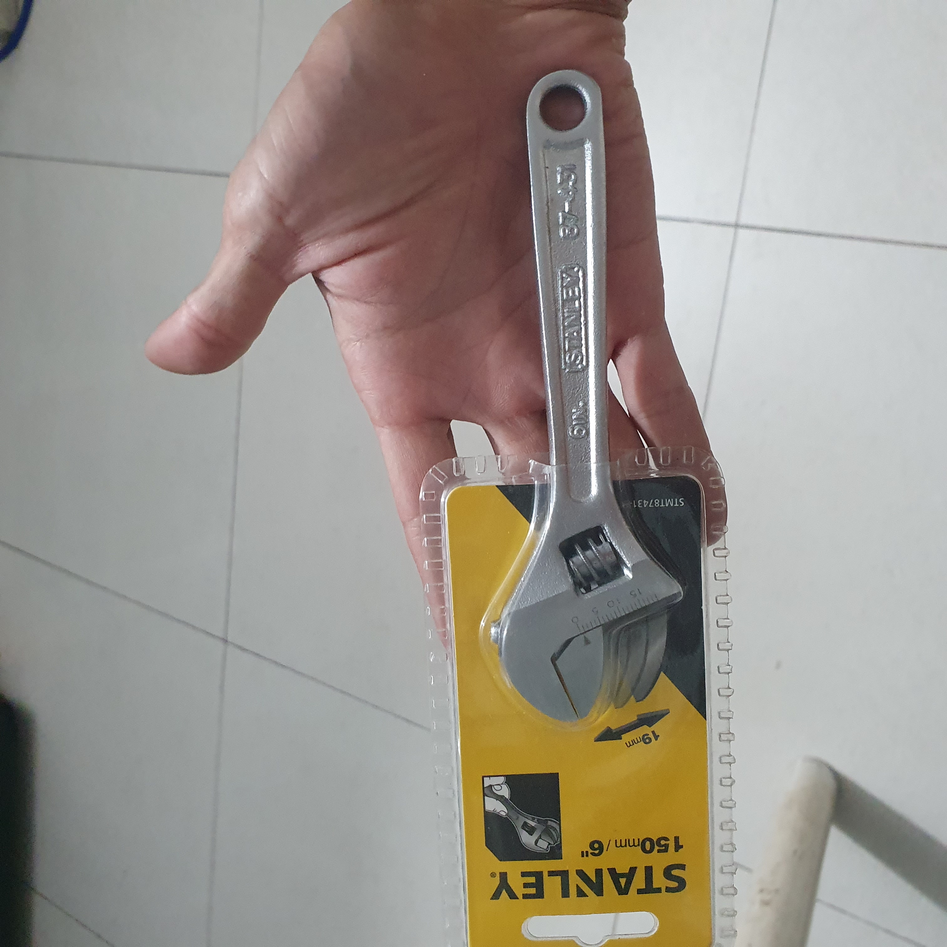 (THANH LÝ)MỎ LẾT STANLEY 4,6,8,12 inches