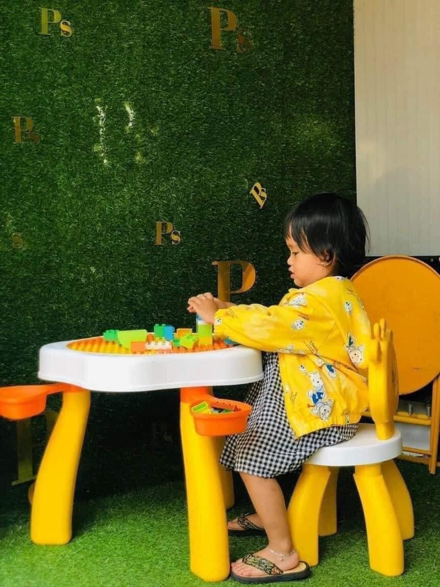 Bộ bàn ghế lego cho bé - HKM GROW