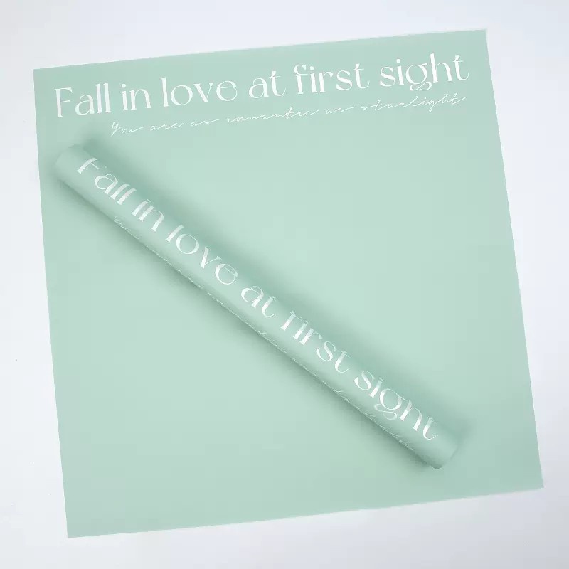 Giấy gói hoa fall in love at first sight