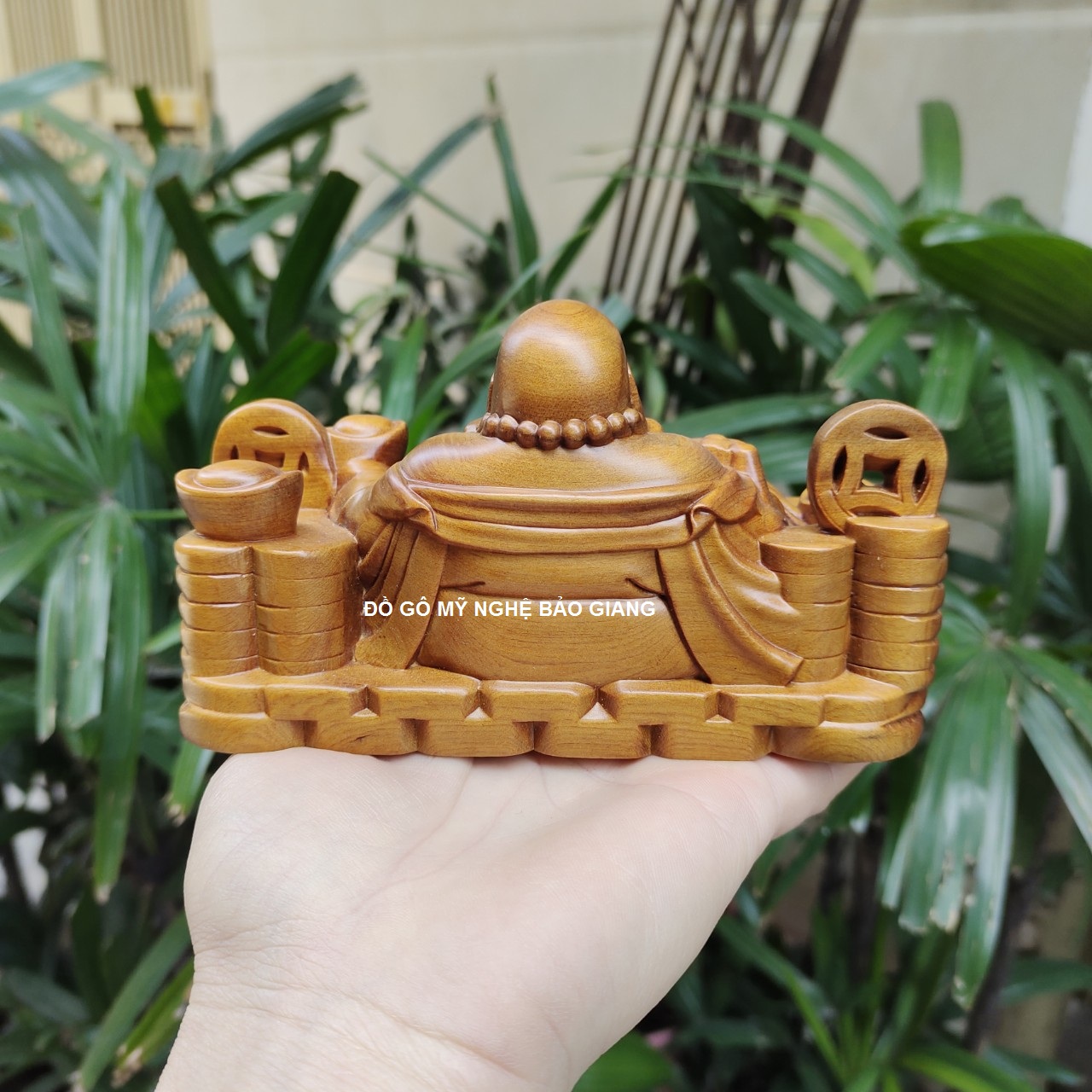 Tượng phật di lặc gỗ bách xanh