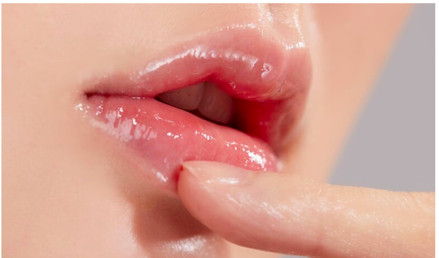 MBC Tinh chất dưỡng môi Torriden Solid in Ceramide Lip essence fullsize 11ml