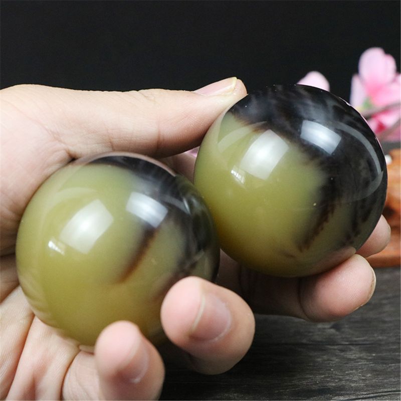 One Pair Chinese Health Balls Baoding Resin Ball Massage Balls EDC For Hand 63HE.