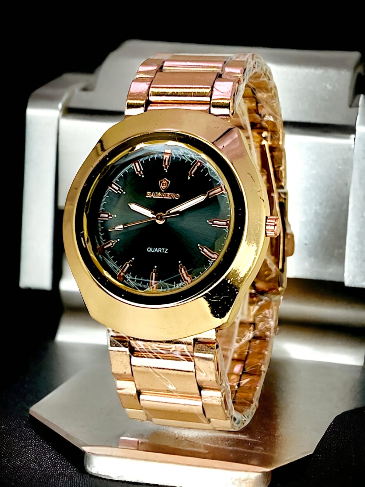 Stainless%20Steel%20Quartz%20Chain%20Watch%20Best%20For%20Every%20Occasion%20-%20Multicolor%20-%20Art#%20JS%20-Mas-ChW90370-Sport-0061b%20-%20Image%203