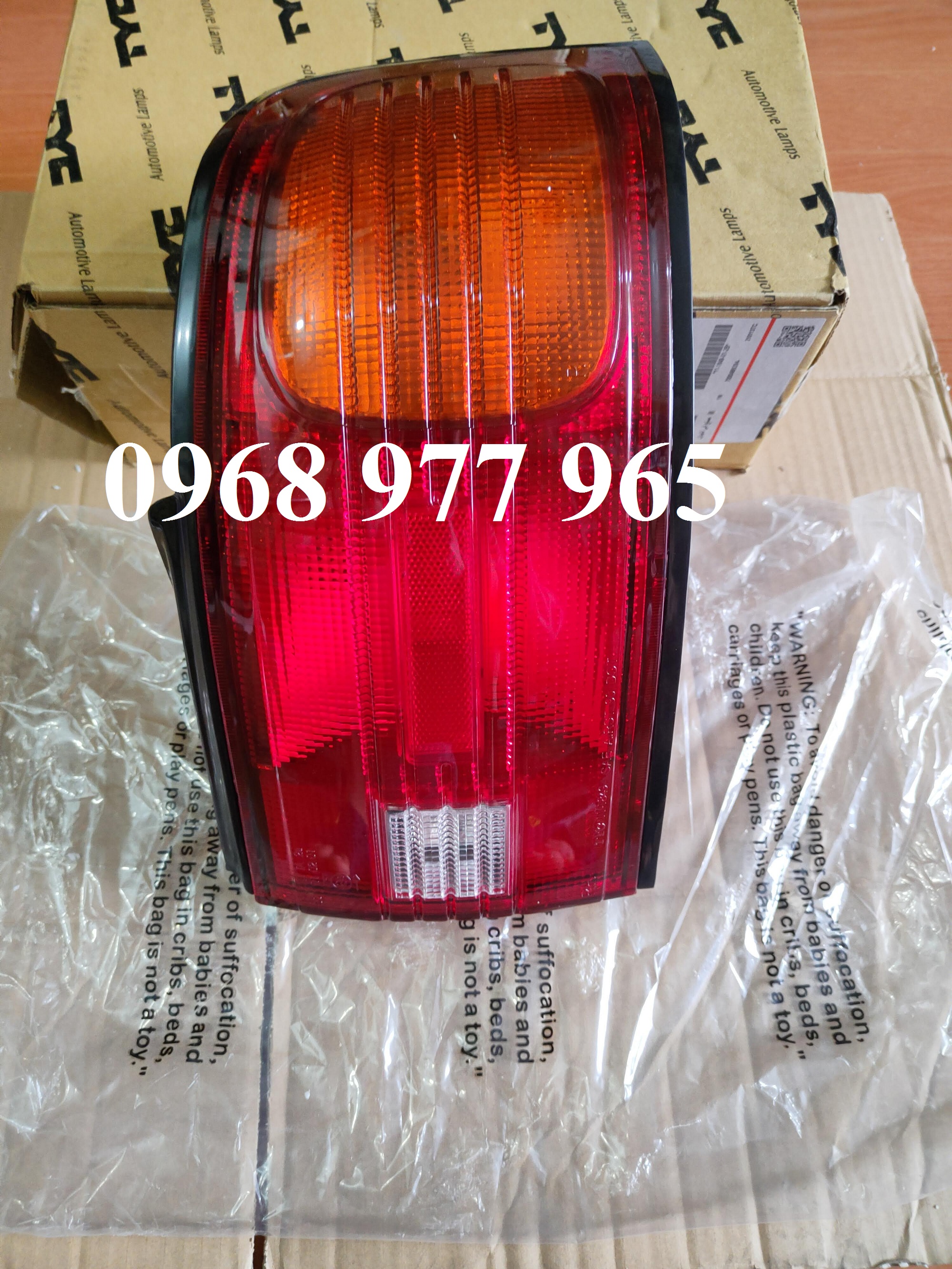 Đèn hậu Mazda 323 đời 94-97 (Giá 1 Chiếc)