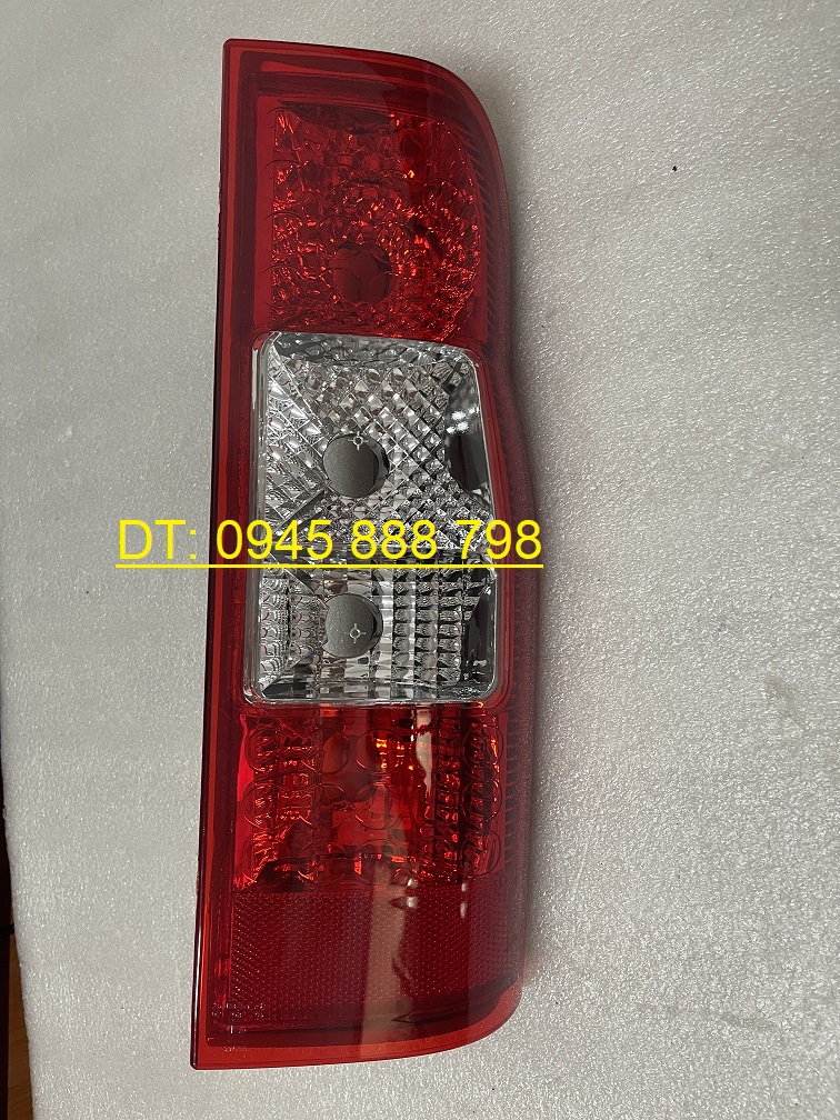 Đèn hậu ford transit 2008