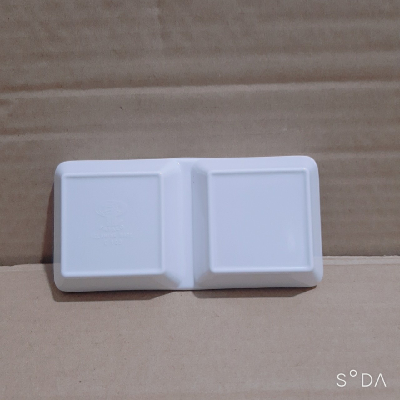 Chén chấm 2 ngăn màu Trắng Melamine C 103