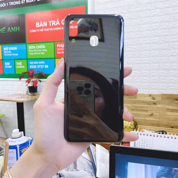 Nắp lưng Samsung A20 zin đẹp SM-A205